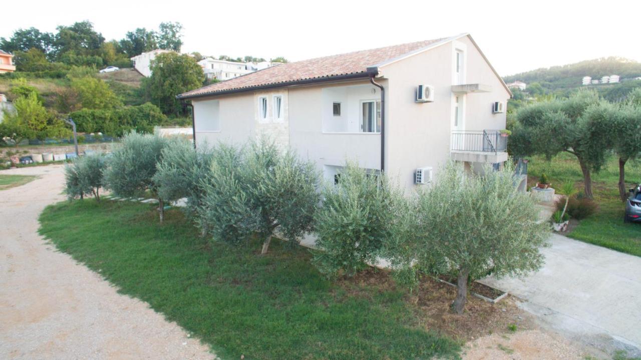 La Hacienda Hotel Ulcinj Exterior photo