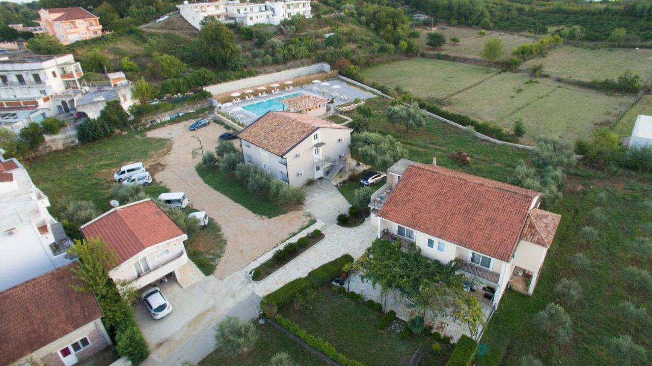 La Hacienda Hotel Ulcinj Exterior photo