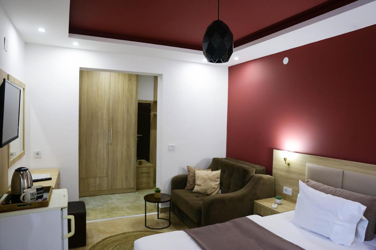 La Hacienda Hotel Ulcinj Exterior photo