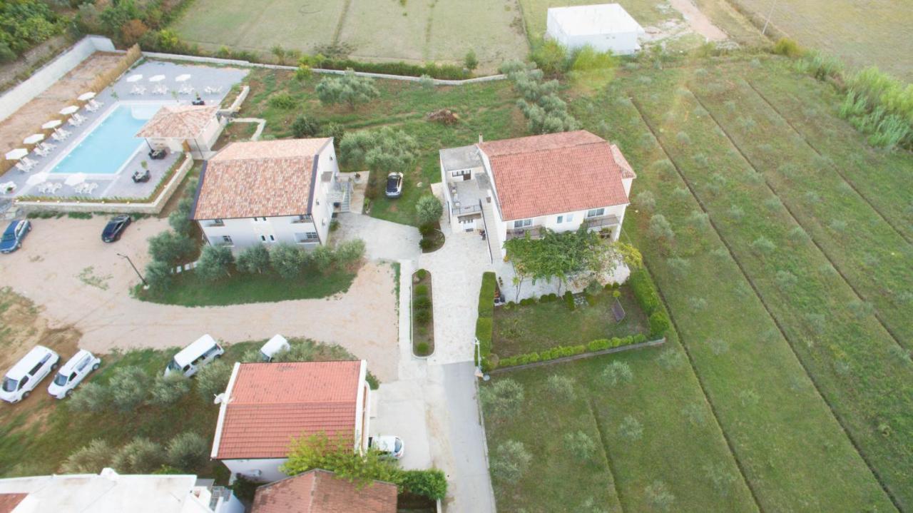 La Hacienda Hotel Ulcinj Exterior photo