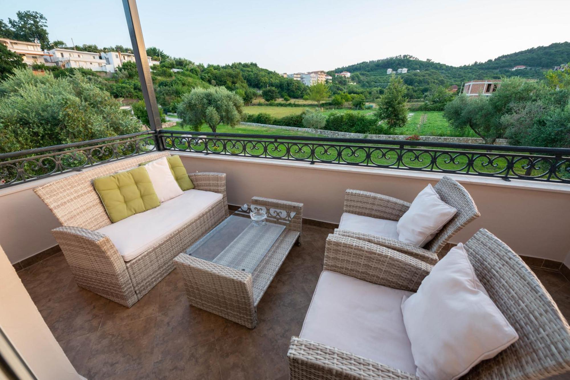 La Hacienda Hotel Ulcinj Exterior photo